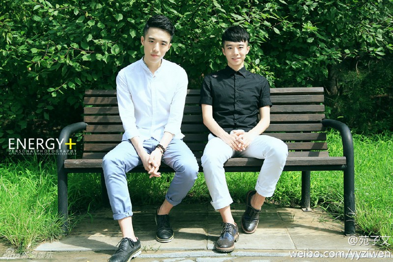 Самые красивые близнецы в Пекинском университете – Юань Цзывэнь и Юань Цзыхао