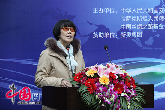 На фото: бывшая заместитель председателя Китайской федерации литературы и искусства, бывшая председатель Ассоциации китайского танца Бай Шусян.