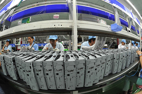 Прибыль ведущих промышленных предприятий Китая за первые 10 месяцев 2014 года выросла на 6,7 проц