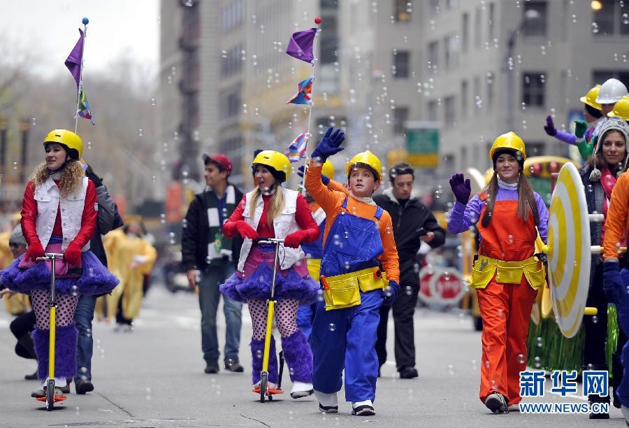 88-й Парад Мэйсис по случаю Дня благодарения прошел в Нью-Йорке