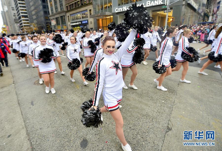 88-й Парад Мэйсис по случаю Дня благодарения прошел в Нью-Йорке