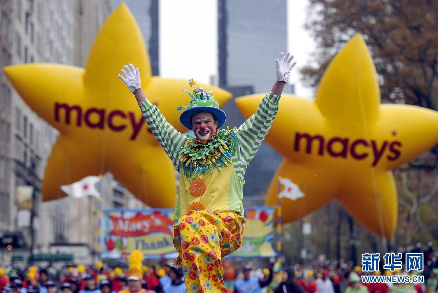 88-й Парад Мэйсис по случаю Дня благодарения прошел в Нью-Йорке