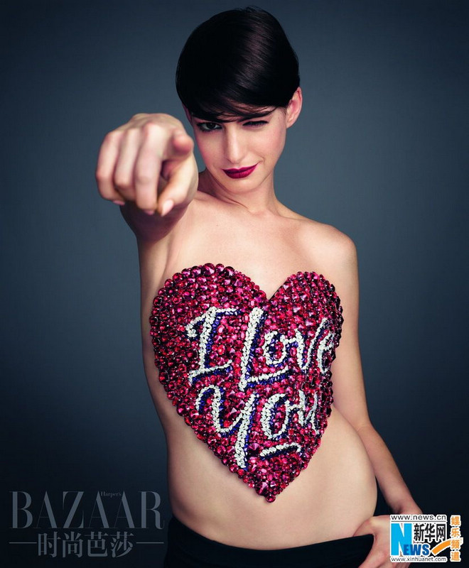 Сексуальная красавица Энн Хэтэуэй на обложке журнала