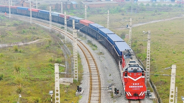 Время движения поездов по международной железнодорожной магистрали Чунцин-Синьцзян- Европа сократится до 11 дней
