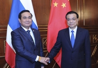 /Визит/ Ли Кэцян встретился с премьер-министром Таиланда Праютом Чан Оча