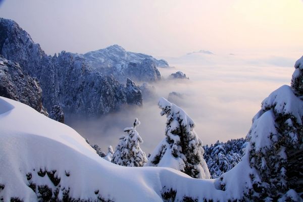 Зимнее путешествие в горах Хуаншань