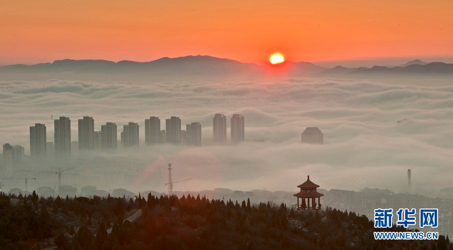 Сказочное море облаков над уездом Цзисянь города Тяньцзинь