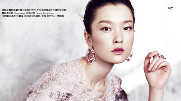 Известная модель Китая – Ду Цзюань в «свадебных снимках»