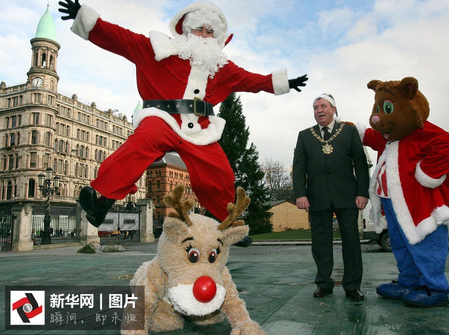 Смешные фотографии в нарядах Санта-Клауса