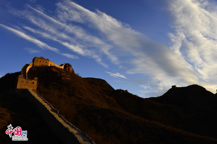 Зимние пейзажи участка Великой китайской стены Цзиньшаньлин 