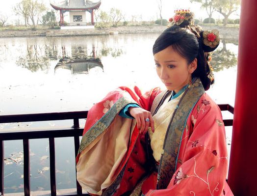 Топ-40 Самых красивых китайских женщин-звезд в древних нарядах