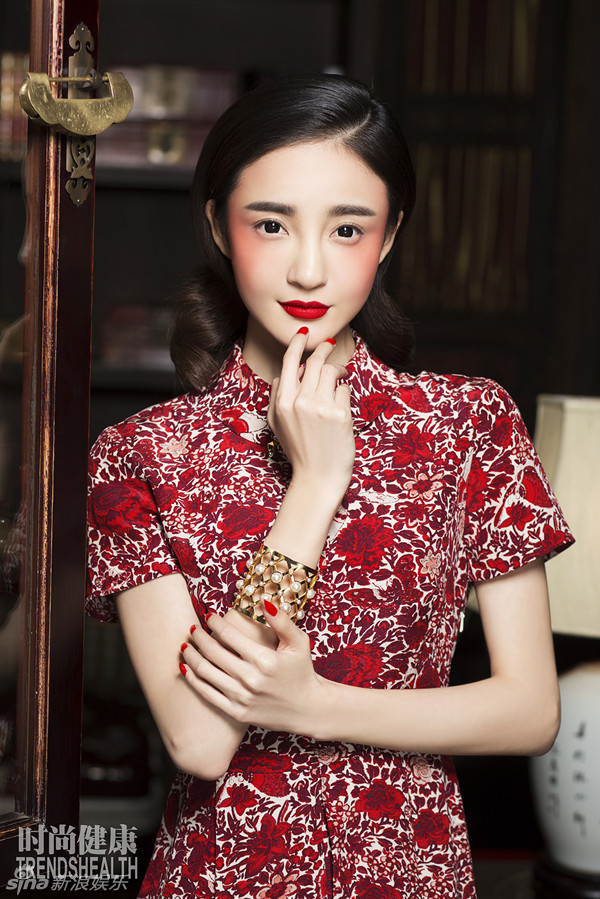 Самые элегантные образы актрисы Лю Юйсинь