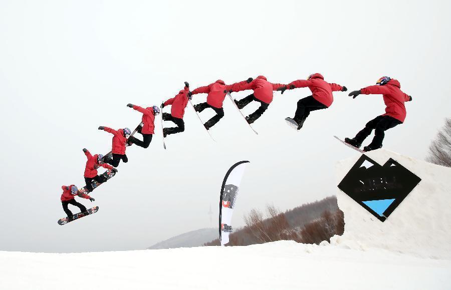 Всемирно известные сноубордисты собрались в уезде Чунли, чтобы поддержать заявку Пекина на проведение Зимней Олимпиады-2022