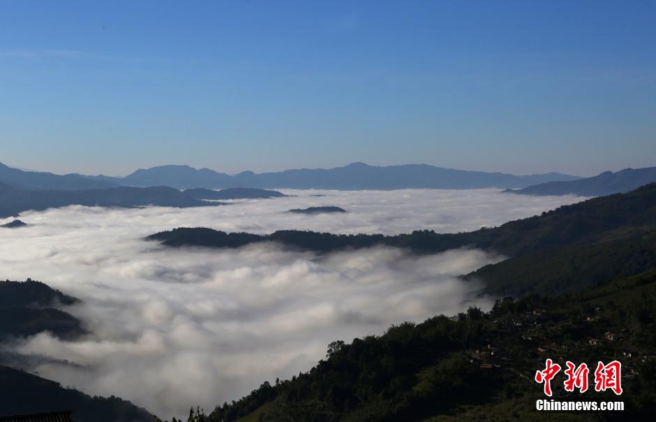 Облака на Юньнань-Гуйчжоуском нагорье