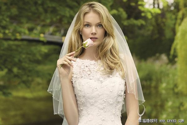 Роскошные свадебные платья от бренда La sposa сезона весна-лето 2015