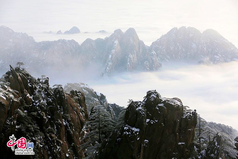 &apos;Пять чудес&apos; заснеженных гор Хуаншань 