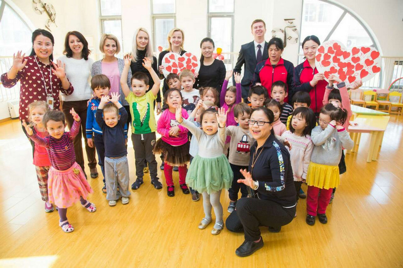 Празднование Китайского Нового года в одном детском центре России