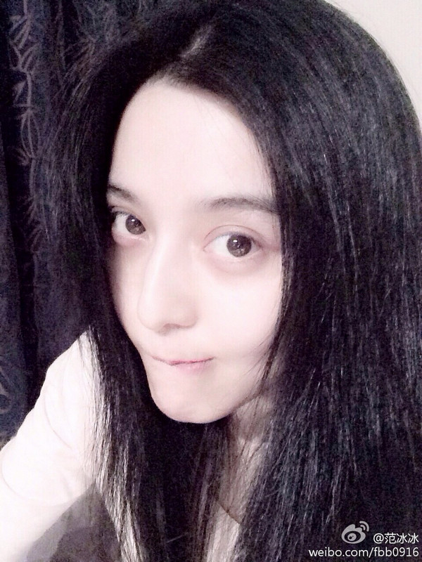 Фото: Фань Бинбин до макияжа