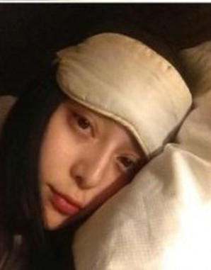 Фото: Фань Бинбин до макияжа