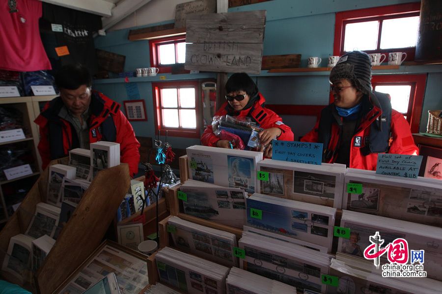 Китайцы в Антарктике: свадебная фотосессия на ледниках или шоппинг на научно-исследовательских станциях 