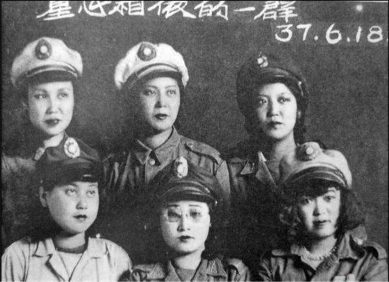 Редкие фото женщин-солдат партии Гоминьдан времен войны сопротивления китайского народа японским захватчикам