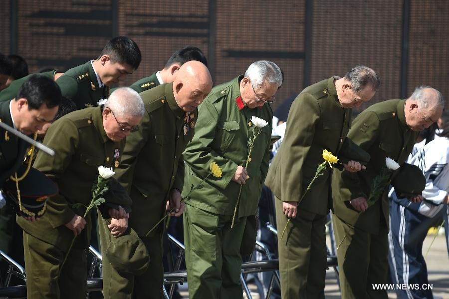 В Шэньяне прошли похороны переданных РК останков 68 китайских добровольцев