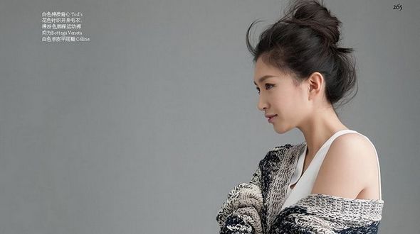 Восходящая актриса Цзян Шуин в модном журнале Vogue