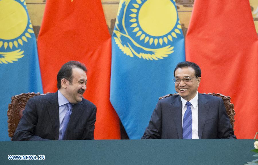 Ли Кэцян провел переговоры с премьер-министром Казахстана