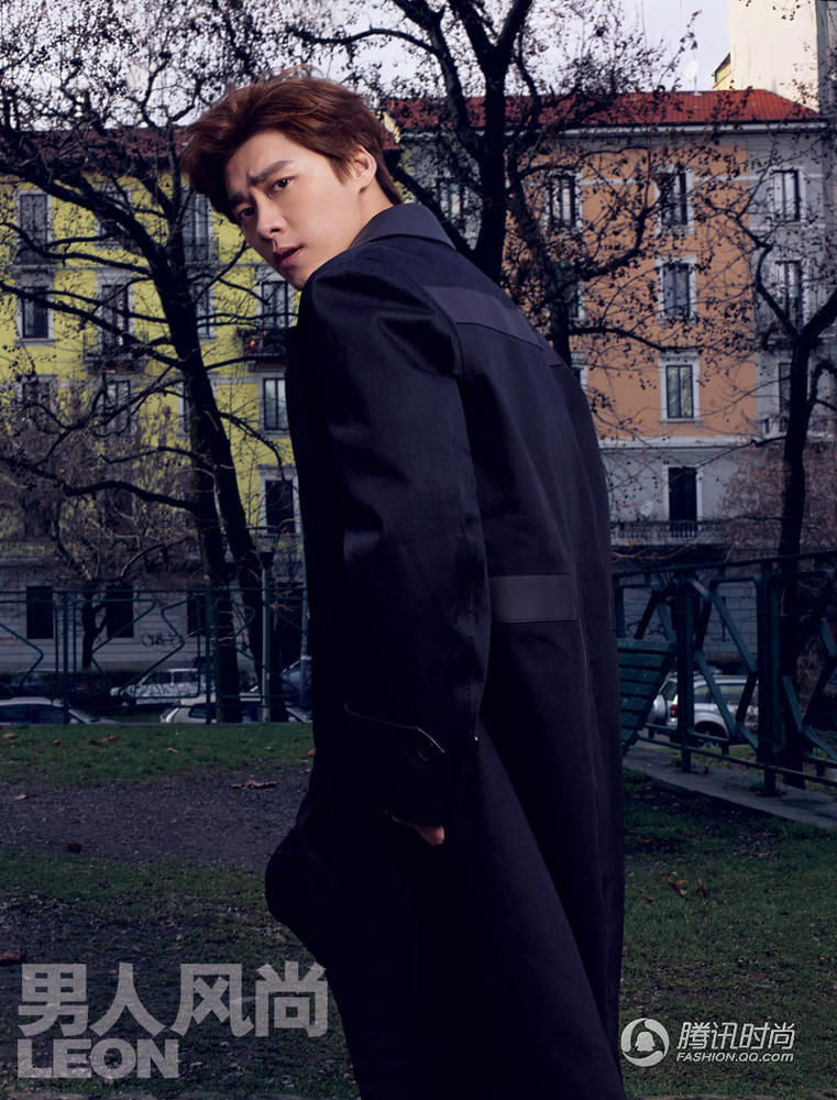 Фотосессия красавца Ли Ифэна в Милане