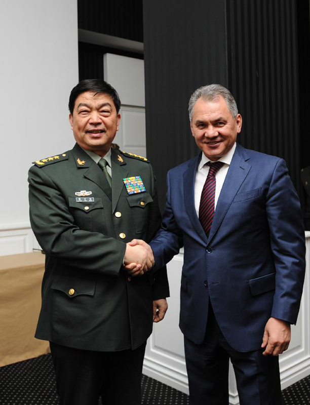 Чан Ваньцюань встретился с министром обороны РФ С. Шойгу