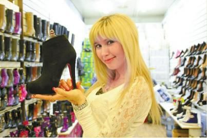Половина женской обуви, произведенной в Чэнду, продается в Россию