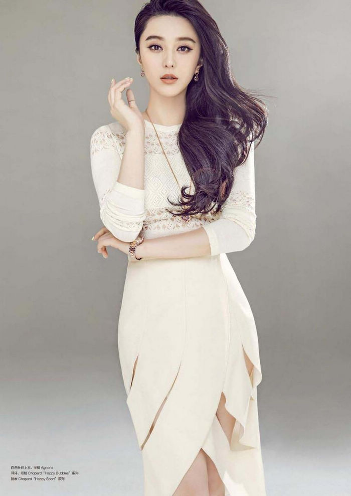 Известная звезда Фань Бинбин попала на обложку модного журнала