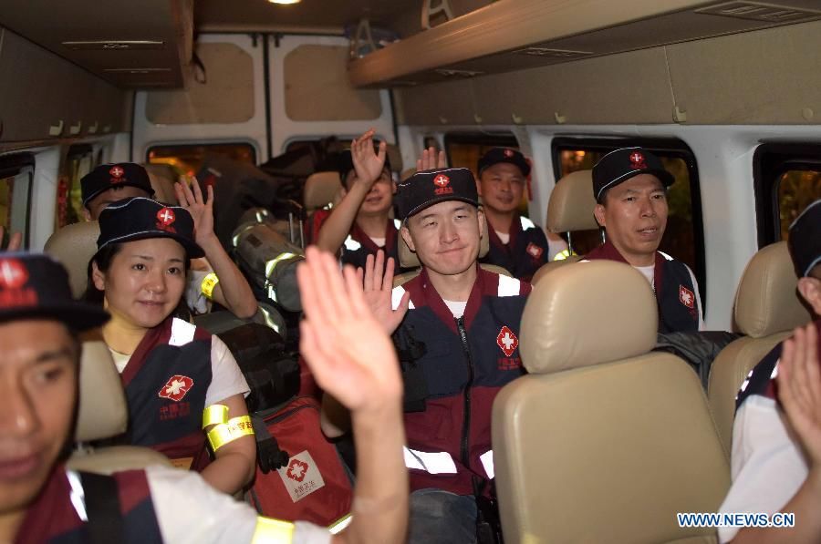 Первый китайский медицинский отряд для оказания помощи завтра направится в Непал