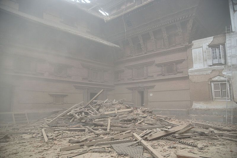 Древняя архитектура Непала до и после землетрясения магнитудой 8,1 