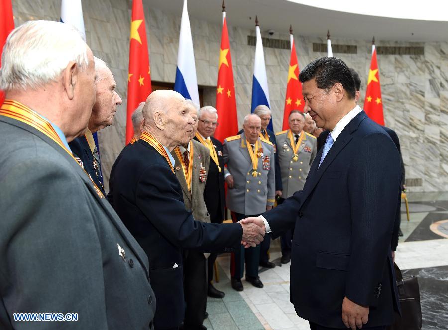 Си Цзиньпин встретился с российскими ветеранами