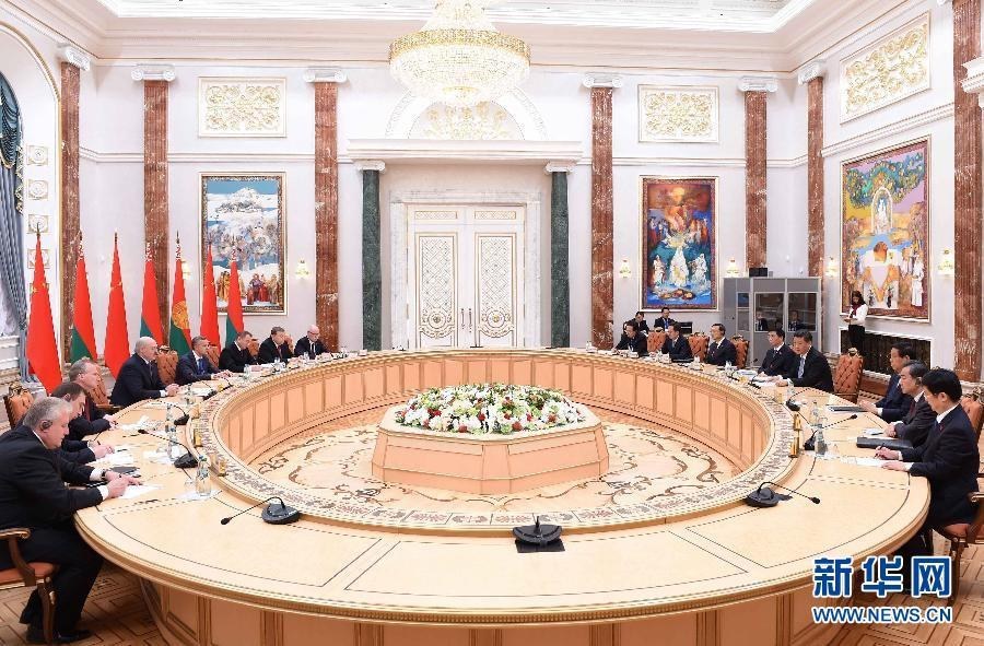 Си Цзиньпин провел переговоры с президентом Беларуси Александром Лукашенко