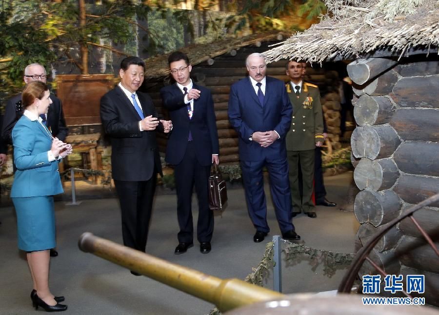 Председатель КНР Си Цзиньпин встретился с представителями белорусских ветеранов Второй мировой войны