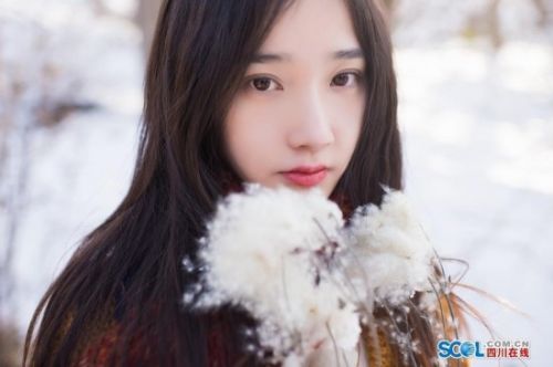Первая красавица Сычуаньского университета – Вэй Дунжуй