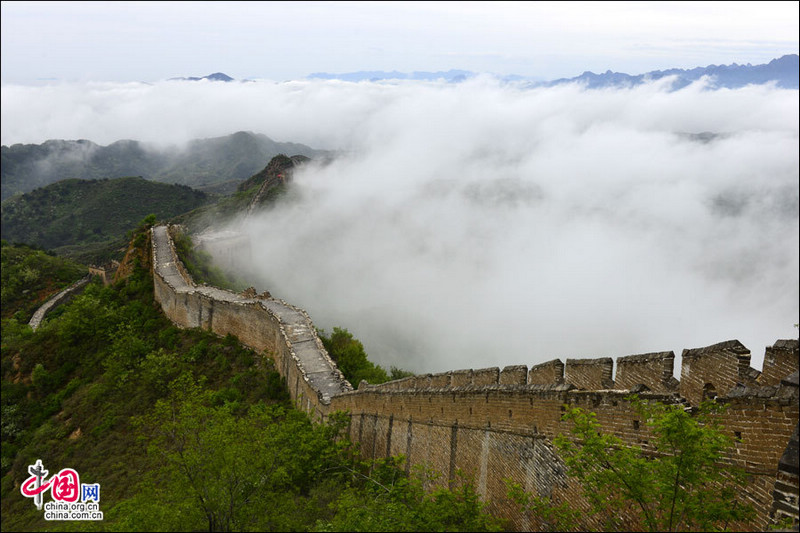 Прекрасные пейзажи участка Великой китайской стены Цзиньшаньлин