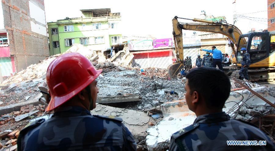 В Непале произошло новое землетрясение магнитудой 7,5, сообщений о пострадавших китайских гражданах пока не поступало
