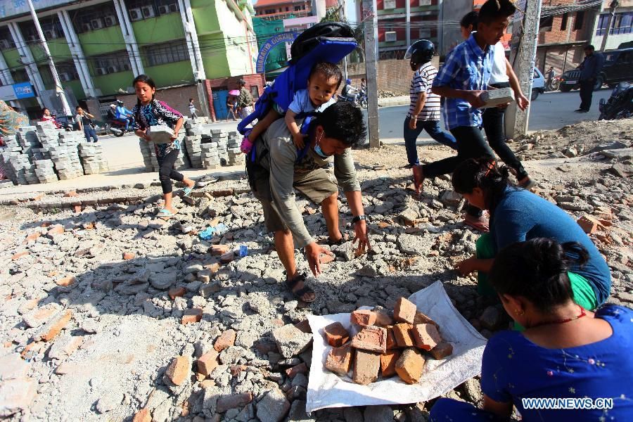 В Непале произошло новое землетрясение магнитудой 7,5, сообщений о пострадавших китайских гражданах пока не поступало