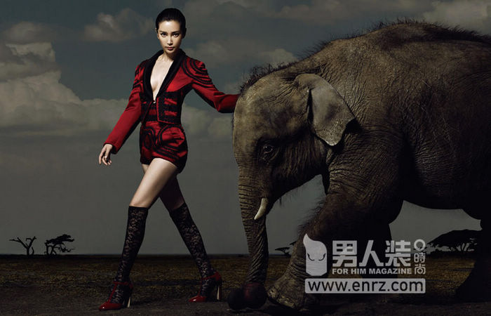 Ли Бинбин попала на обложку модного журнала, показывая оригинальную сексуальность