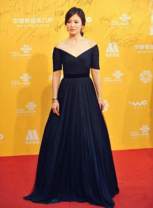 Фото: Китайские и южнокорейские звезды на красной дорожке