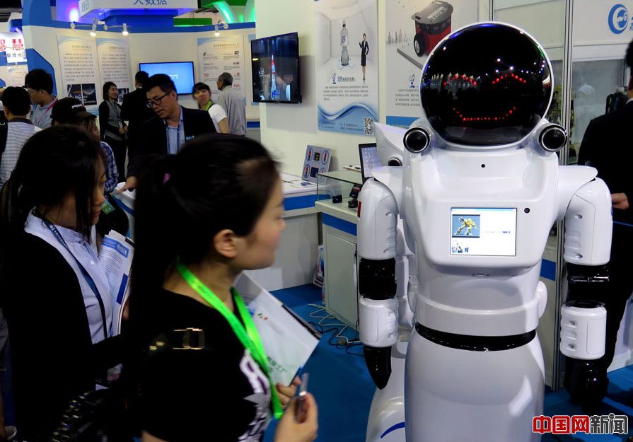 На Пекинской международной научно-технической выставке выставлен робот-космонавт 