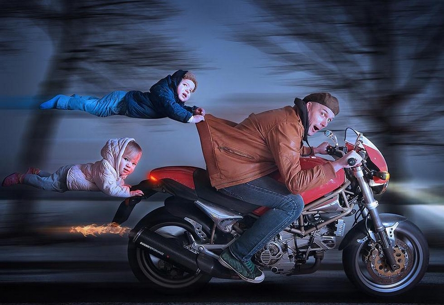 Веселые снимки племянников-близнецов в обработке Photoshop от голландского фотографа Вим ван Эрп