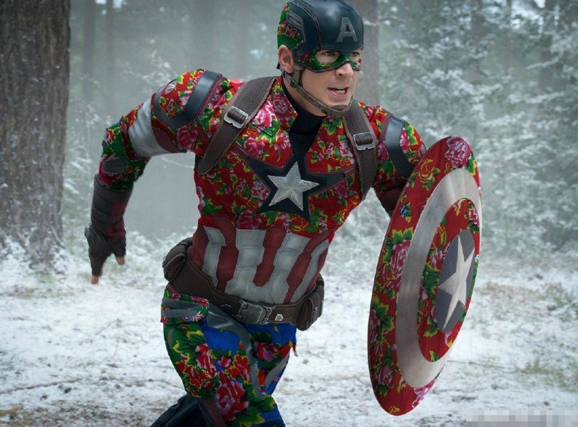 Забавные фото: Интернет-пользователи «нарядили» героев фильма «Мстители» в одежду из красно-зеленого сукна