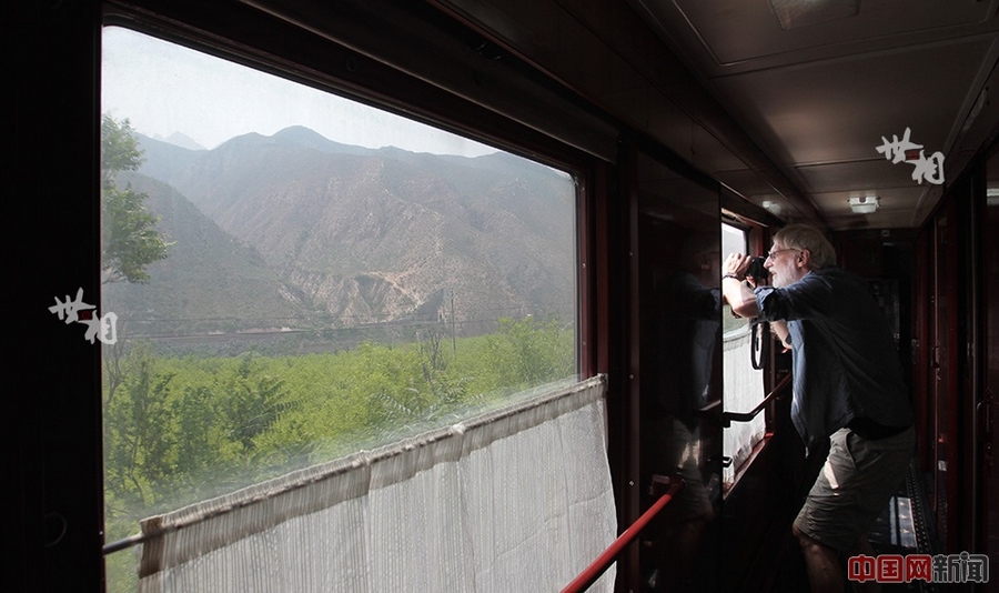В 1959 году начал свою работу поезд по маршруту К3, время в пути - 132 часа, расстояние - 7826 км. В 1959 году начал свою работу поезд по маршруту К3, время в пути - 132 часа, расстояние - 7826 км.