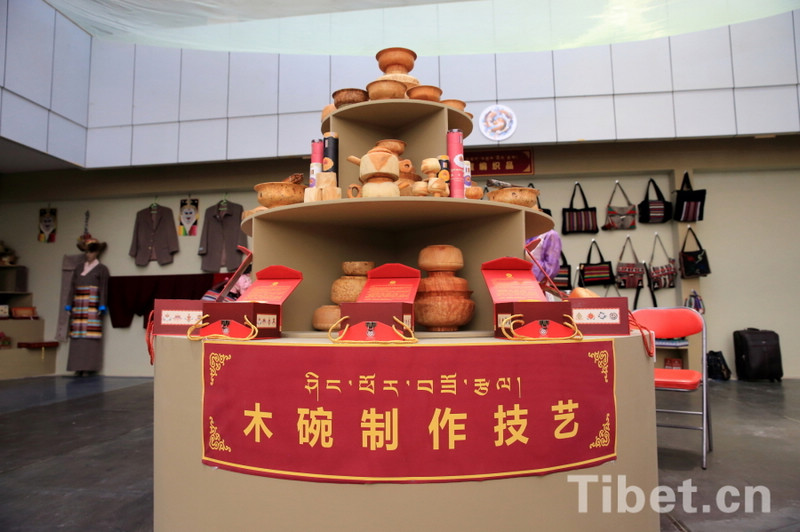 В Лхасе открылась 2-я выставка достижений защиты нематериального культурного наследия Тибета