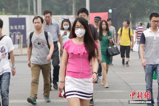 Из 10 городов, где в июне был зафиксирован наиболее загрязненный воздух, семь находятся рядом с Пекином