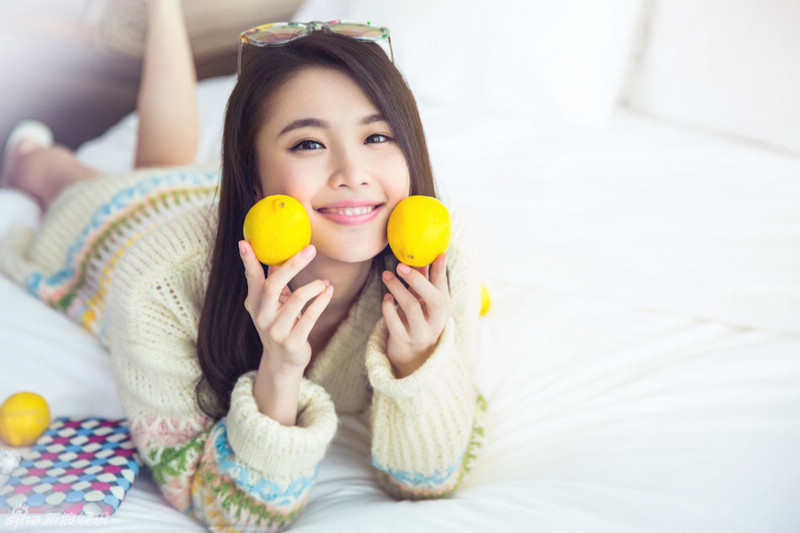 Красивая актриса Чжан Хуэйвэнь